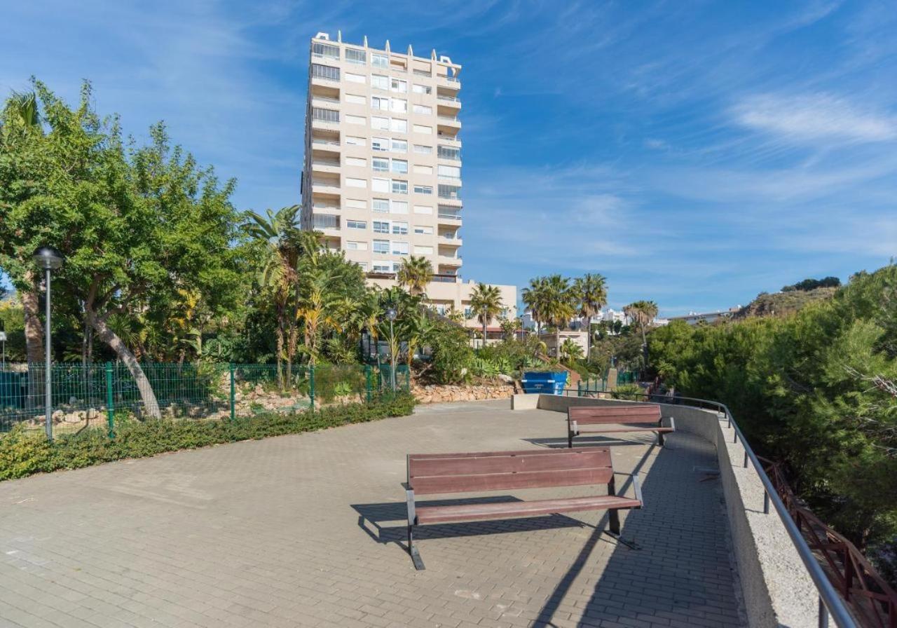 Beach And Pool Holidays At The Grand Coloso Benalmádena Exteriör bild